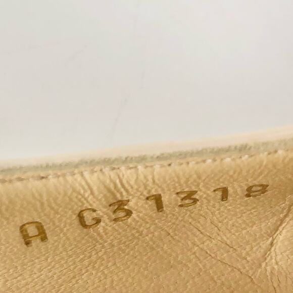 Chanel Interlocking CC Beige Glazed Calfskin Cap Toe Slingback Heeled Pumps 39 - Picture 14 of 14